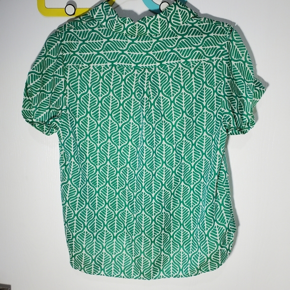 DVF Diane Von Furstenberg Short Sleeve Green Leaf Pattern Blouse Silk Cotton 10 - Picture 2 of 6